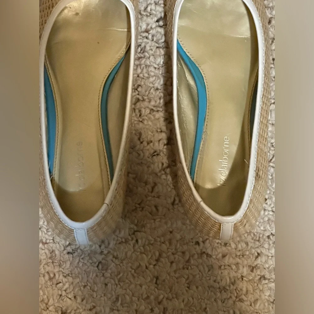 Liz Claiborne Women's "Aleya" Beige/White Woven Wicker Flats Shoes Size 9.5M - Picture 3 of 13